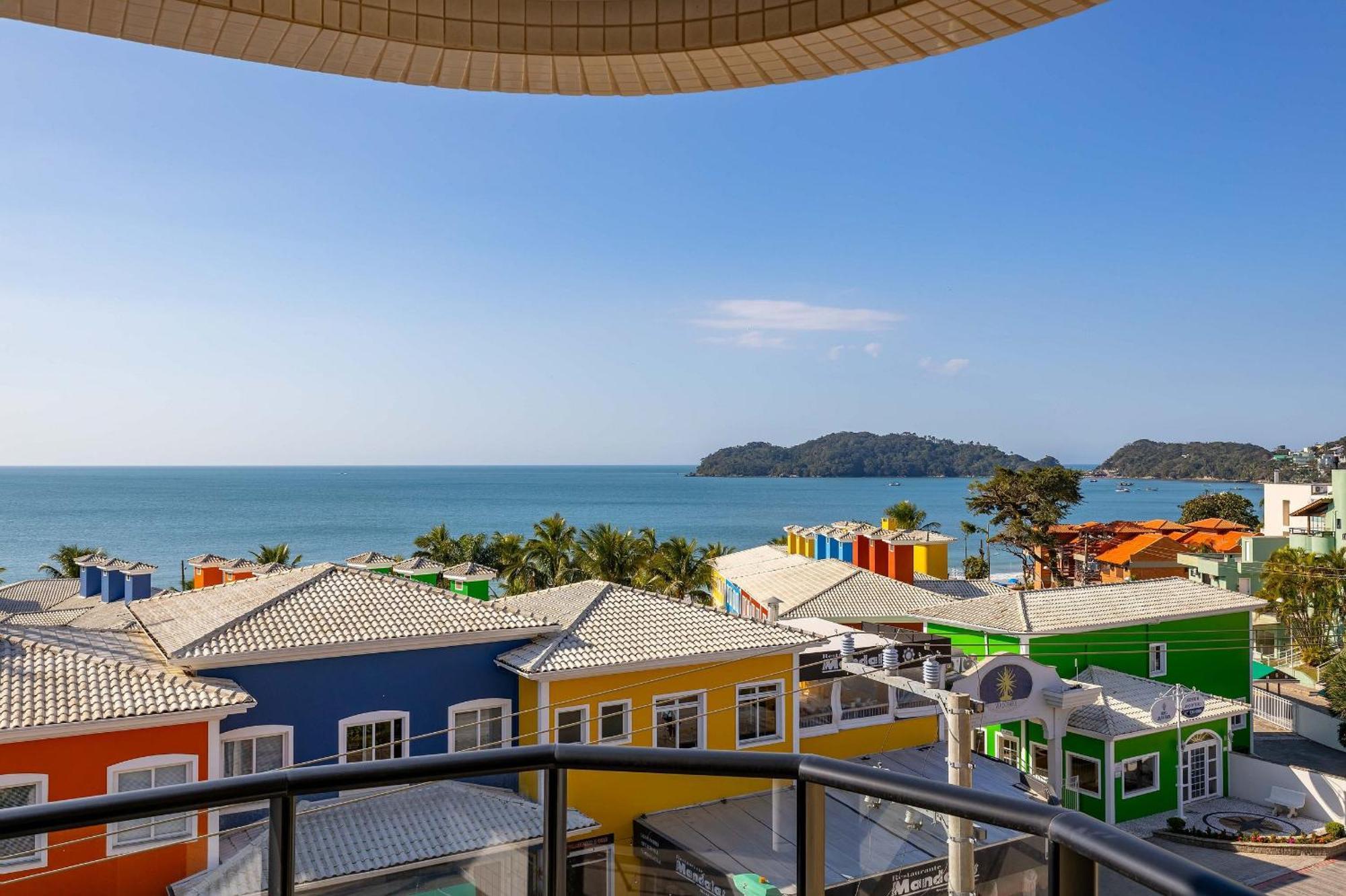 Aion Suítes no Centro de Bombinhas - Moderno Loft com Localização Central Exterior foto